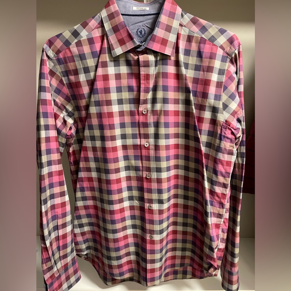 Bugatchi Men’s Button-Up Shaped Fit